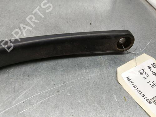 Used Front windshield wiper arm Front windshield wiper arm AUDI A3 Sportback (8PA) 1.6 TDI (90 hp) 25077331 25077331
