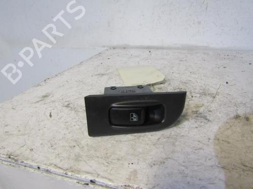 Used Left rear window switch HYUNDAI TRAJET (FO) 2.0 CRDi (113 hp) 25111698