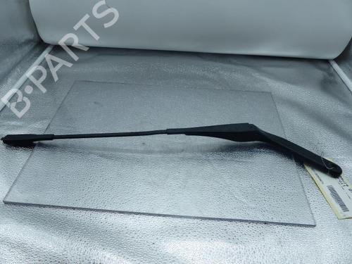 Used Front windshield wiper arm BMW 1 (E87) 120 d (163 hp) 25091640