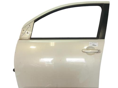 Used Left front door DAIHATSU SIRION (M3_) 1.3 (M301) (87 hp) 25057919