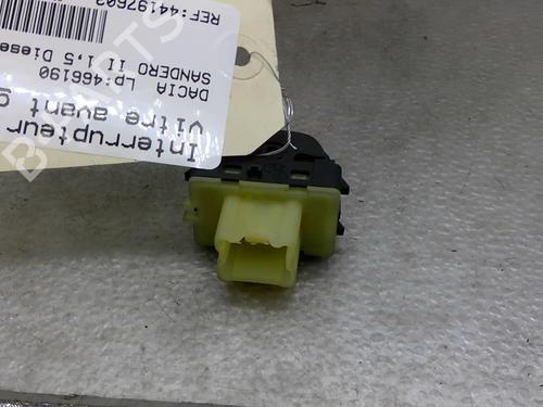 Used Left front window switch Left front window switch DACIA SANDERO II 1.5 dCi (90 hp) 25068303 25068303