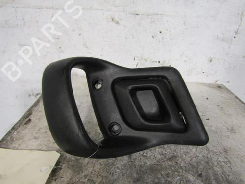 Used Front right interior door handle SEAT CORDOBA (6K1, 6K2) 1.6 i (75 hp) 25096507