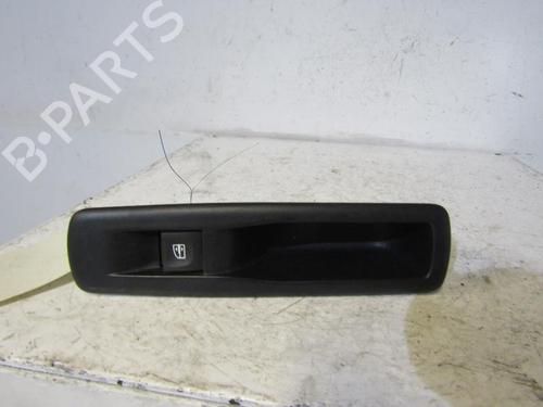 Used Right rear window switch Right rear window switch RENAULT MEGANE III Grandtour (KZ0/1) 1.5 dCi (KZ09, KZ0D, KZ1G, KZ29, KZ14, KZ1W, KZ10, KZ1F,... (110 hp) 25068650 25068650