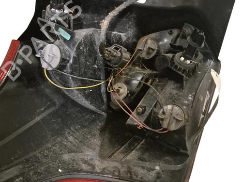 right-taillight-ford-focus-iii-2010-2011-2012-2013-2014-2015-2016-2017-2018-2019-2020-31018197 main image