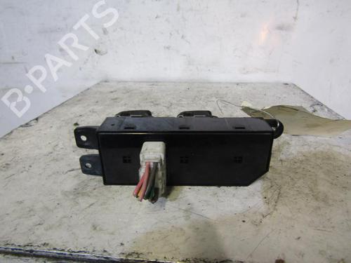 Left front window switch HYUNDAI SANTA FÉ I (SM) 2.0 CRDi 4x4 | BP25105877I27 