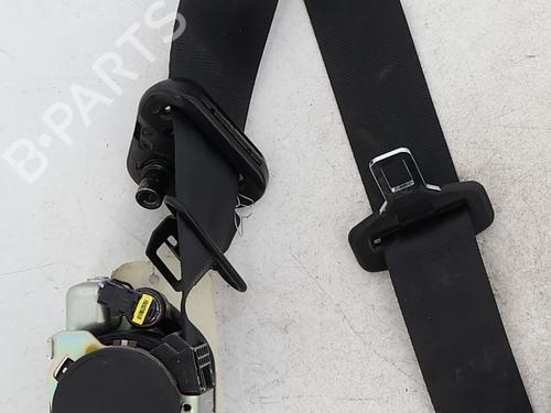 front-right-seatbelt-renault-clio-iv-bh_-2012-2013-2014-2015-2016-2017-2018-2019-2020-2021-39084370 main image