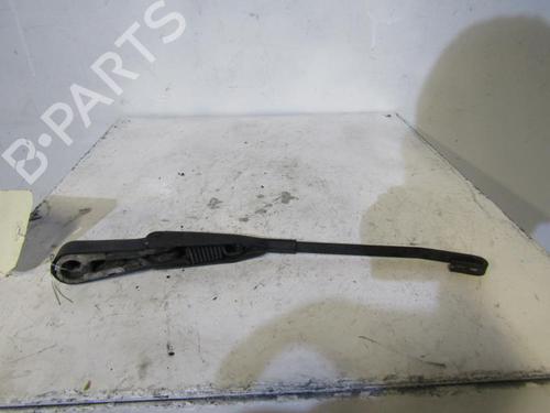 Used Rear windshield wiper arm HYUNDAI TRAJET (FO) 2.0 CRDi (113 hp) 25079136
