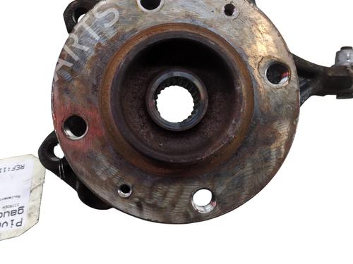 Fusee links voor CITROËN C3 II (SC_) 1.0 VTi 68 (68 hp) 31289588