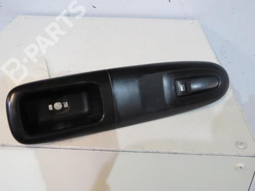 Used Right front window switch Right front window switch PEUGEOT 406 (8B) 2.0 HDI 110 (109 hp) 10609888 10609888