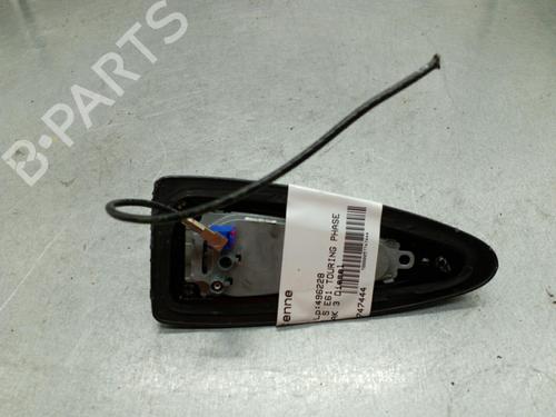 Used Antenna/Base BMW 5 Touring (E61) 525 d (197 hp) 25062783