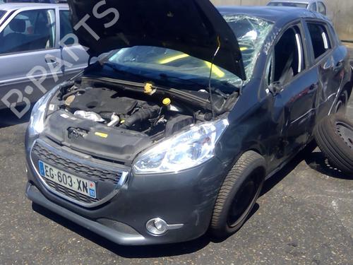 Interior roof light PEUGEOT 208 I (CA_, CC_) 1.6 HDi | BP25077587I8
