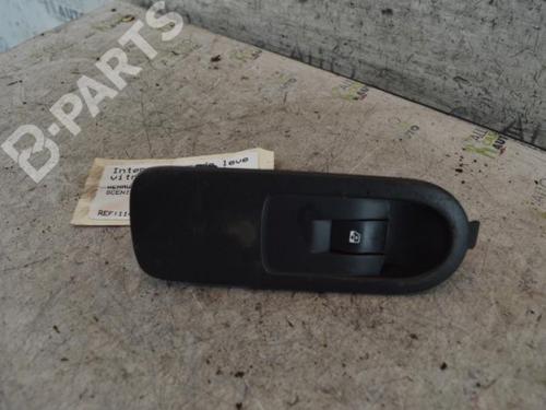 Used Right front window switch Right front window switch RENAULT SCÉNIC II (JM0/1_) 1.6 (JM0C, JM0J, JM1B) (113 hp) 10611605 10611605