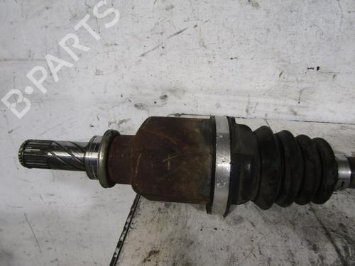 Used Left front driveshaft Left front driveshaft RENAULT TWINGO II (CN0_) 1.5 dCi (CN0E) (64 hp) 25113623 25113623