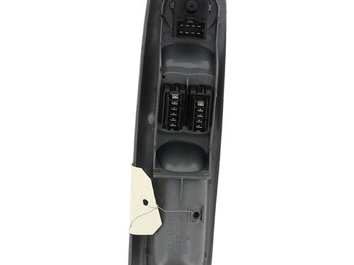 Used Left front window switch Left front window switch RENAULT TWINGO I (C06_) 1.2 (C066, C068) (58 hp) 34052719 34052719