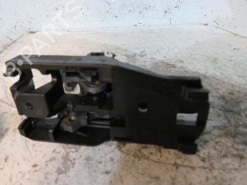 Used Front right interior door handle Front right interior door handle TOYOTA RAV 4 II (_A2_) 2.0 D 4WD (CLA20_, CLA21_, CLA20R, CLA21R) (116 hp) 25092417 25092417