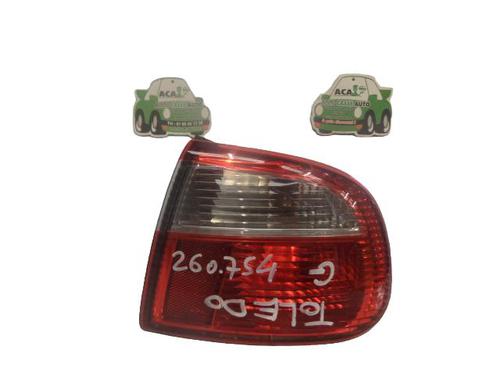 Used Right taillight Right taillight SEAT TOLEDO I (1L2) 1.8 i (90 hp) 33041712 33041712