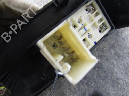Right front window switch HYUNDAI TRAJET (FO) 2.0 CRDi | BP25085513I26 