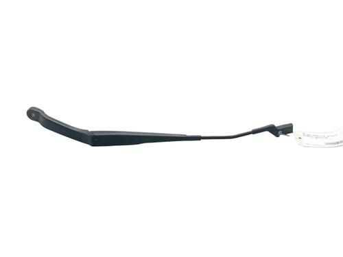 Used Front windshield wiper arm FIAT 500X (334_) 1.6 D Multijet (334AXA1B, 334AXA11) (120 hp) 25102211