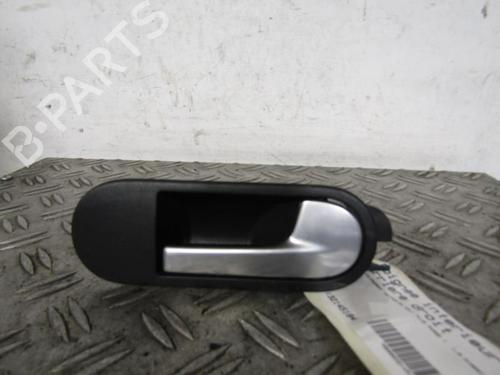 Used Rear right interior door handle VW GOLF V (1K1) [2003-2010]  25108483