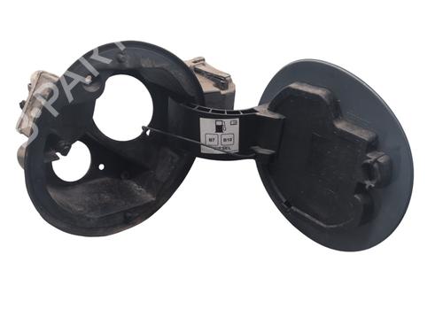 Fuel flap RENAULT CLIO V (B7_) 1.5 Blue dCi 85 (B7AG) | BP30107835C131 