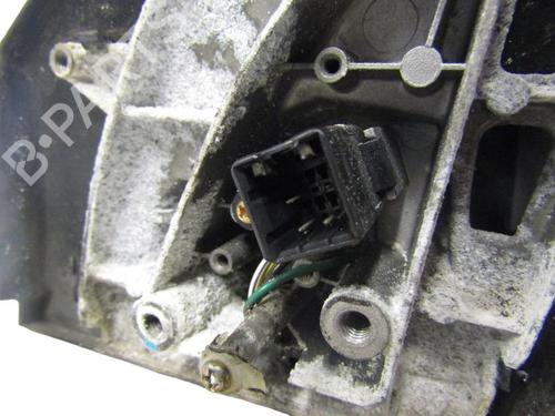 Used Right mirror KIA CARENS II MPV (FJ) 2.0 CRDi (113 hp) 25106015