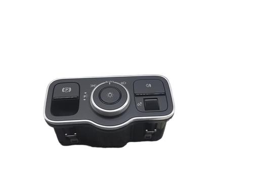 Forlygtekontakt MERCEDES-BENZ A-CLASS Saloon (V177) [2018-2025]  25101592