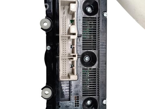 Climate control VW PASSAT B6 (3C2) 2.0 TDI 16V | BP26023713I5