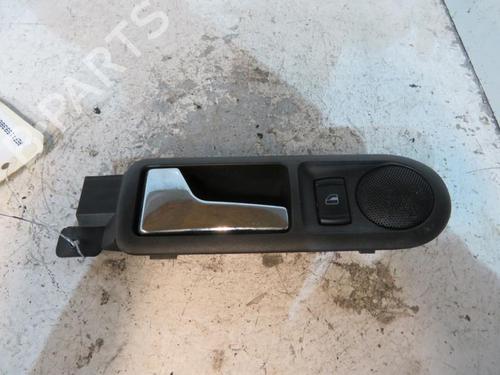 Used Rear left interior door handle VW GOLF III (1H1) 1.9 TDI (110 hp) 25092569