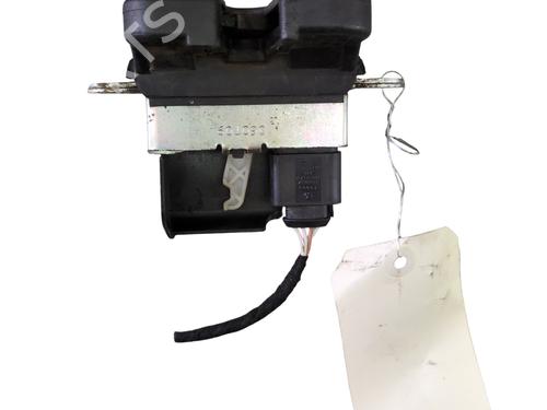 Tailgate lock VW GOLF VI (5K1) 2.0 TDI | BP26954828C101 