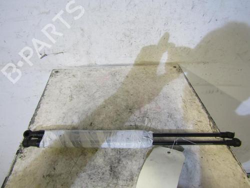 Used Tailgate lift support TOYOTA YARIS (_P13_) 1.5 Hybrid (NHP130_, NHP130) (101 hp) 25079200