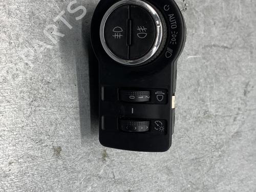 Used Switch Switch OPEL ASTRA H (A04) [2004-2014] 25104611 25104611