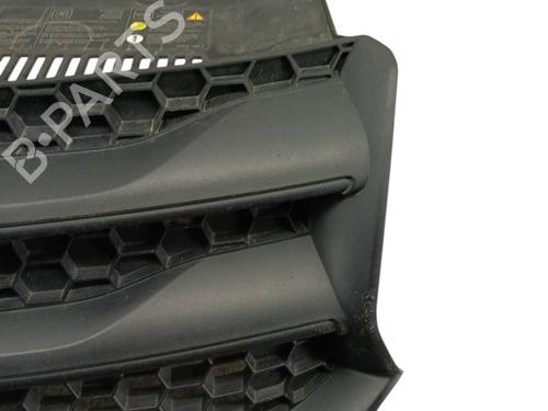 Grill DACIA SANDERO II TCe 90 (B8M1, B8MA, B8AC) | BP31660592C40