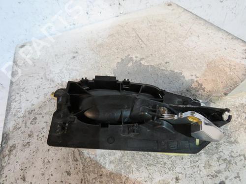 Used Rear left interior door handle Rear left interior door handle PEUGEOT 307 (3A/C) 1.6 HDi (90 hp) 25066398 25066398