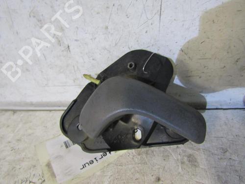 Used Front right interior door handle CHRYSLER VOYAGER IV (RG, RS) 2.8 CRD (150 hp) 25064251