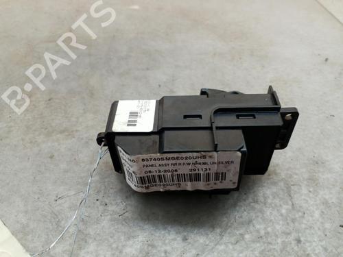 Used Right rear window switch HONDA CIVIC VIII Hatchback (FN, FK) 2.2 CTDi (FK3) (140 hp) 25067750