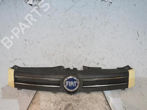 Grill FIAT PANDA (169_) 1.3 D Multijet (169.AXC1A) (70 hp) 25066696