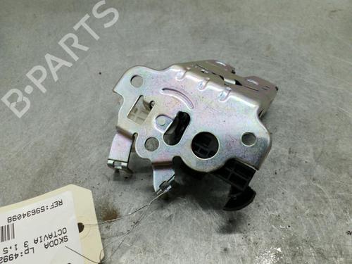 Used Tailgate lock SKODA OCTAVIA III Combi (5E5, 5E6) 1.5 TSI (150 hp) 25062647
