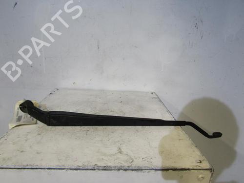 Used Front windshield wiper arm TOYOTA COROLLA Verso (_E12_) 2.0 D-4D (CDE120_, CDE120R) (90 hp) 25079180