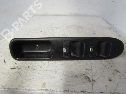Used Left front window switch Left front window switch PEUGEOT 307 (3A/C) 1.6 HDi (90 hp) 10598608 10598608