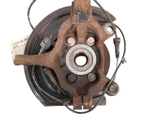 Used Left front steering knuckle Left front steering knuckle NISSAN JUKE (F15) 1.5 dCi (110 hp) 33889371 33889371