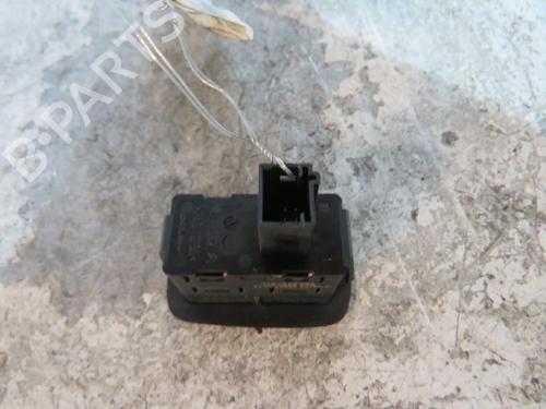Used Right rear window switch Right rear window switch CITROËN C4 Picasso I MPV (UD_) 1.6 HDi (109 hp) 25108960 25108960