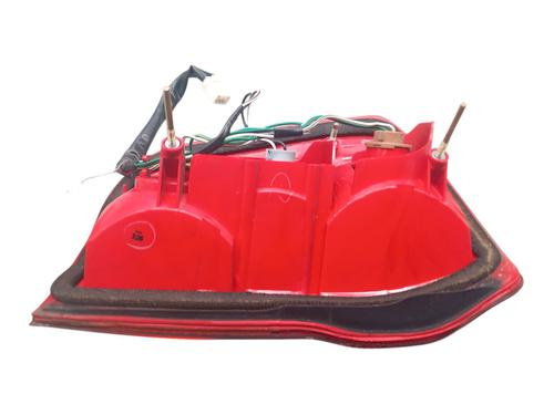 right-taillight-toyota-rav-4-ii-_a2_-2000-2001-2002-2003-2004-2005-25054990 main image