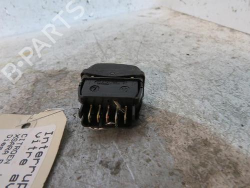 Used Right front window switch Right front window switch CITROËN XSARA PICASSO (N68) 1.6 HDi (109 hp) 25066829 25066829