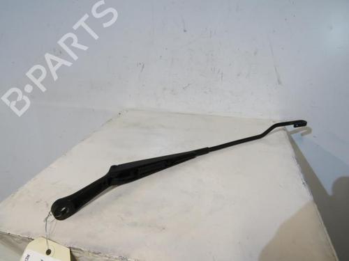 Used Front windshield wiper arm VW PASSAT B5.5 (3B3) 1.9 TDI (130 hp) 25094661
