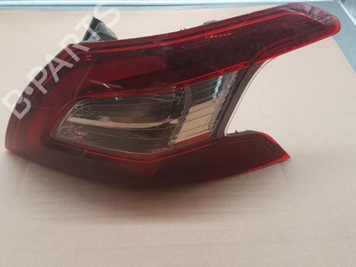 Used Right taillight PEUGEOT 308 II (LB_, LP_, LW_, LH_, L3_) 1.6 THP 125 (125 hp) 26241963