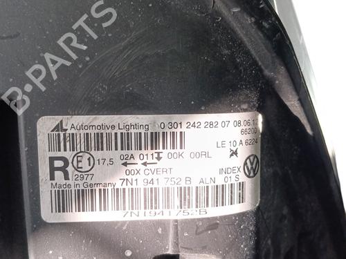 Right headlight VW SHARAN (7N1, 7N2) 2.0 TDI | BP32493199C29 