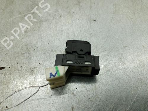 Used Right front window switch Right front window switch SUZUKI ALTO VII (GF, HA25_, HA35_) [2009-2026] 25063108 25063108