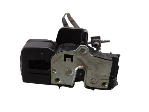 Used Front right lock CHEVROLET CAPTIVA (C100, C140) 2.2 D 4WD (184 hp) 28132156