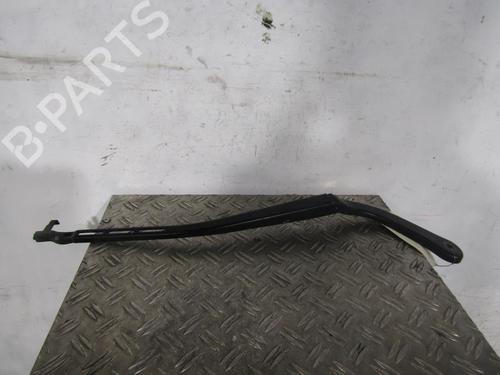 Used Front windshield wiper arm BMW 3 (E90) 320 d (163 hp) 25095779
