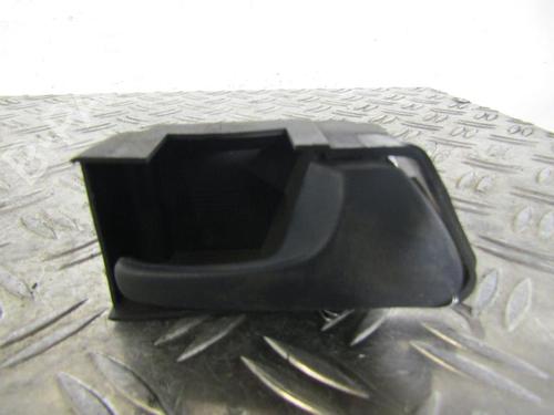 Used Rear right interior door handle VW GOLF III (1H1) 1.8 (90 hp) 25084579